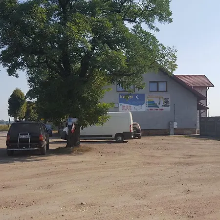 Motel Huta Szklana Huta Szklana (Czarnkow-Trzcianka)